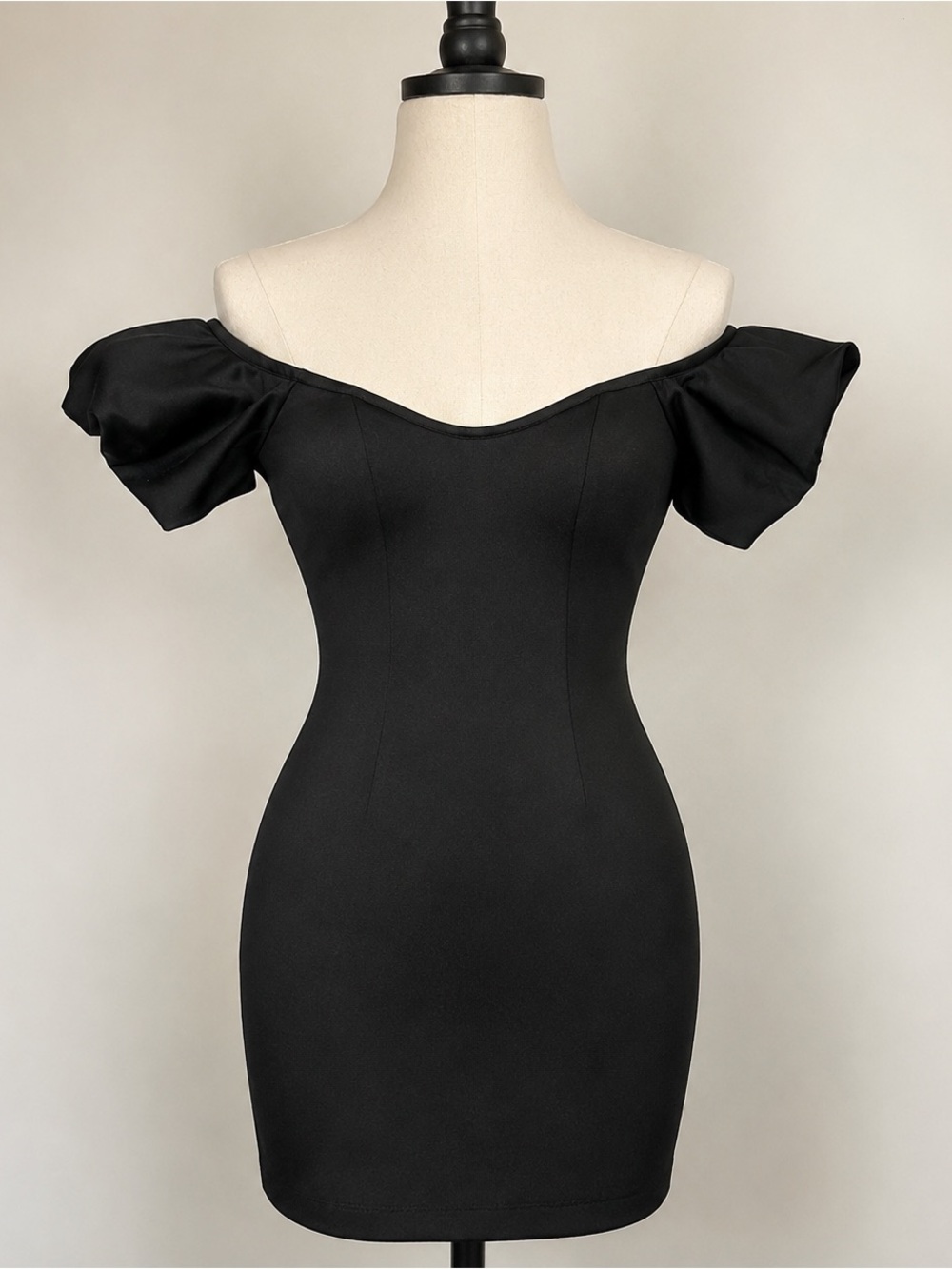 GUESS luxury puff sleeve little black dress bodycon